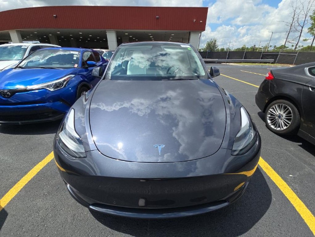 Used 2022 Tesla Model Y Long Range with VIN 7SAYGDEE0NF564141 for sale in Bedford, OH