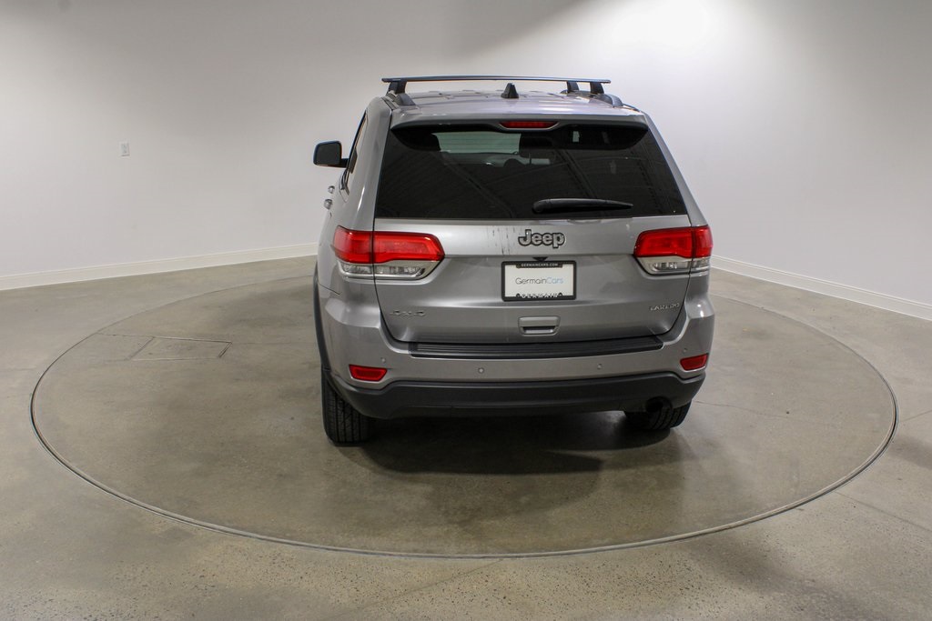 2019 Jeep Grand Cherokee Laredo E photo 4