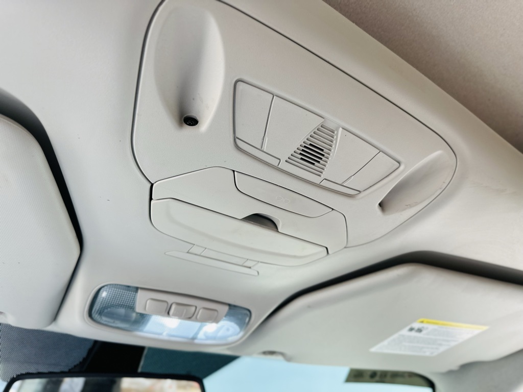 2020 Ford Transit XLT photo 33