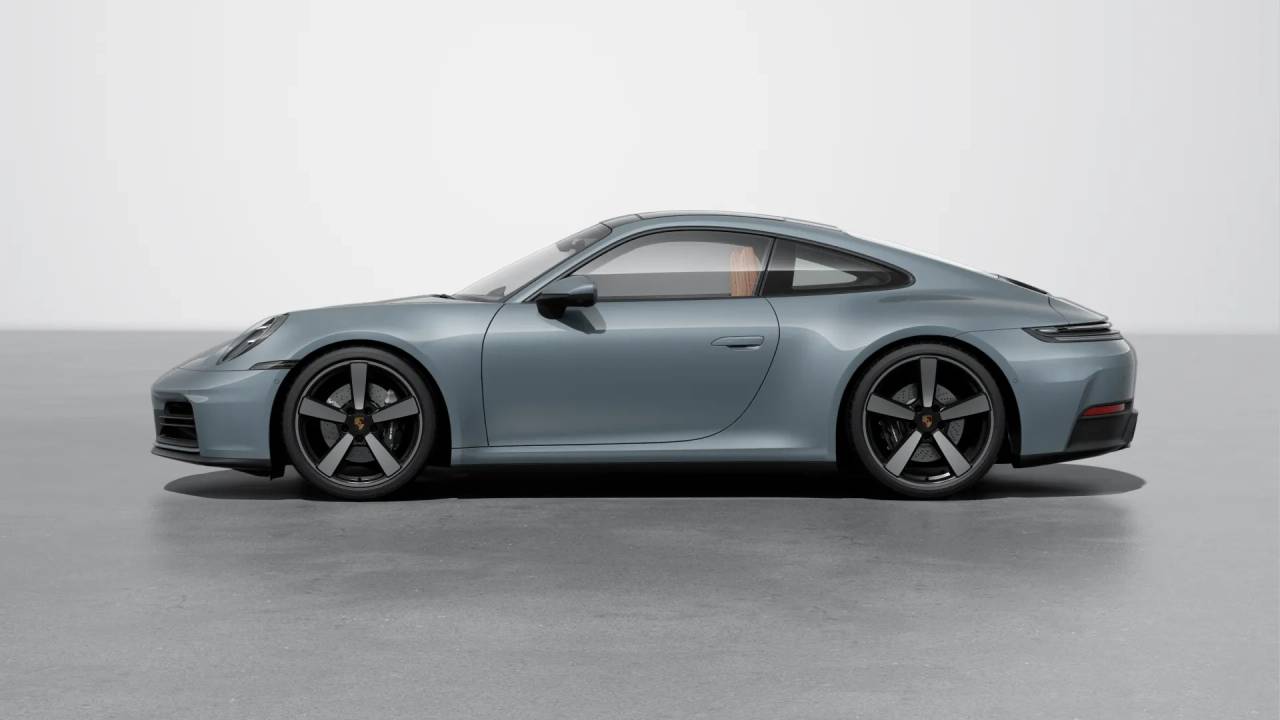 2026 Porsche 911 T photo 2