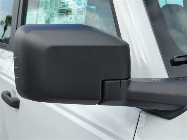 2025 Ford Bronco Base photo 11