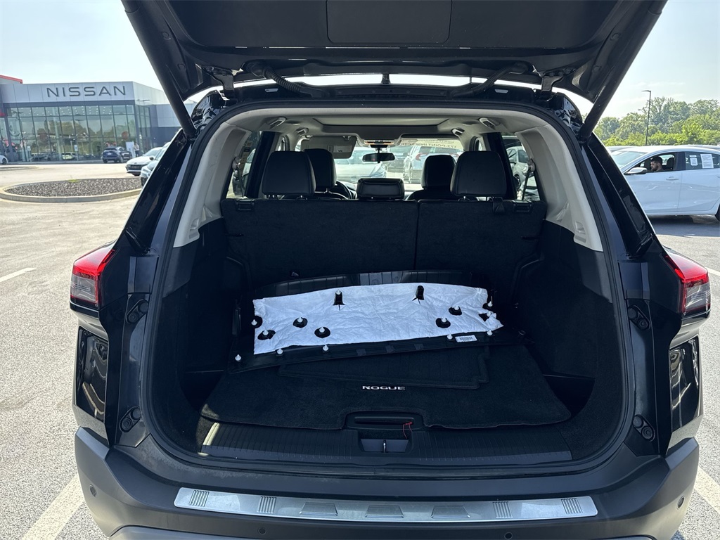 2023 Nissan Rogue SV photo 29
