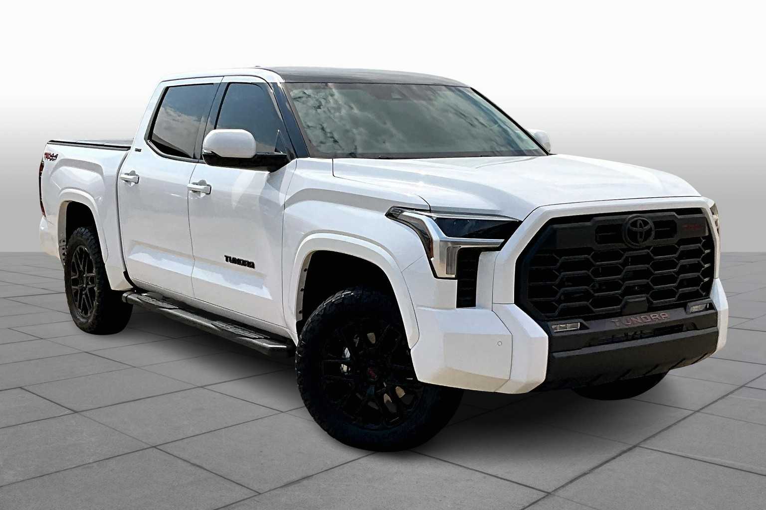 2023 Toyota Tundra SR5 photo 2