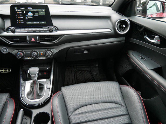 2020 Kia Forte GT photo 12