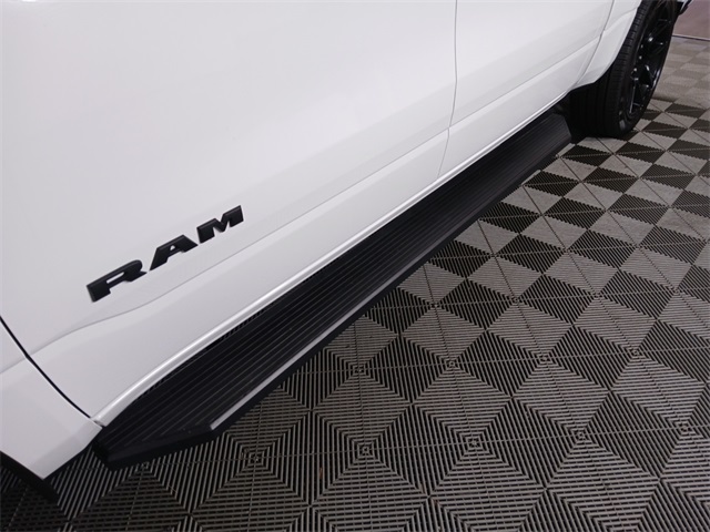 2024 Ram 1500 Laramie photo 6