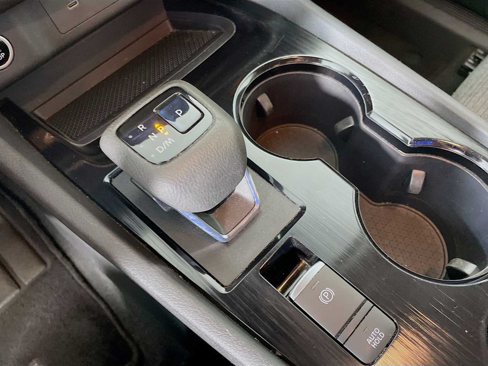 2021 Nissan Rogue SV photo 15