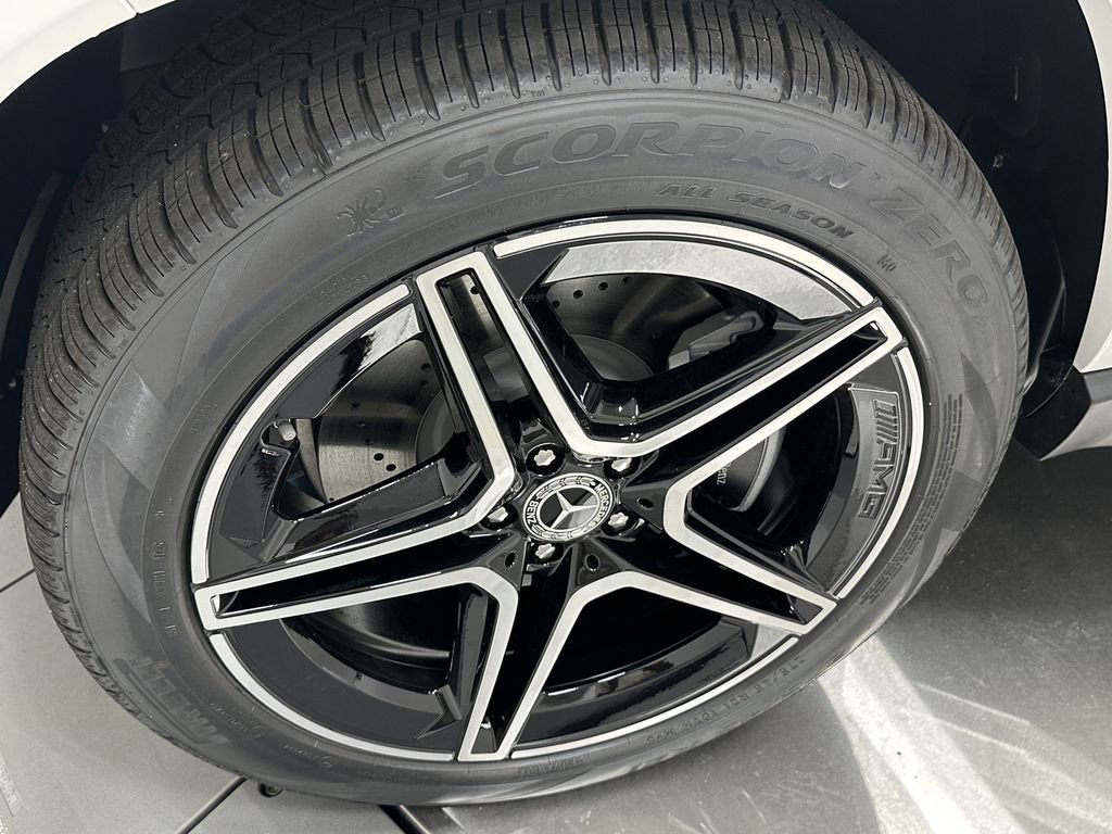 2026 Mercedes Benz GLS 450 4MATIC photo 11