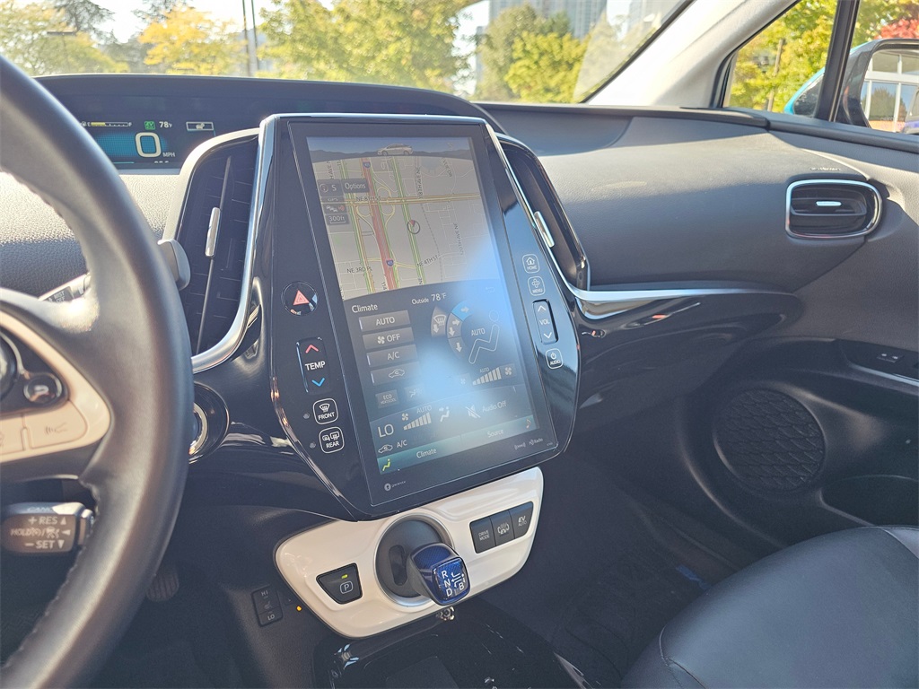 2019 Toyota Prius Prime Plus Premium Advanced photo 26
