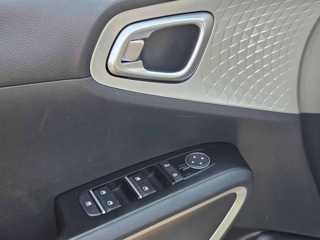 2020 Kia Soul X-Line photo 9