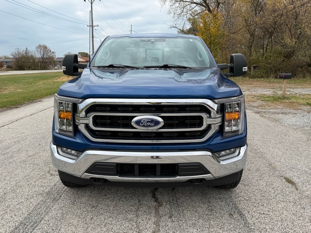2022 Ford F-150 XLT photo 3