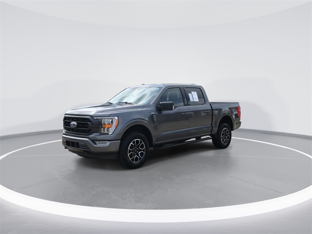 2023 Ford F-150 XLT photo 4