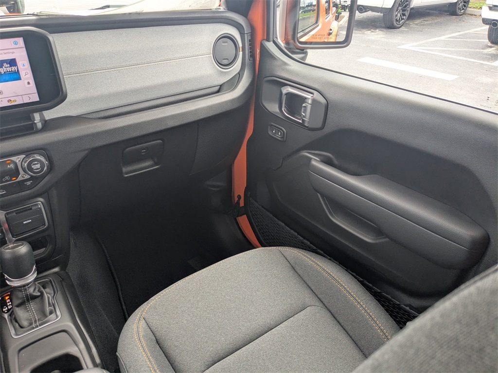 2025 Jeep Gladiator Sport S photo 16