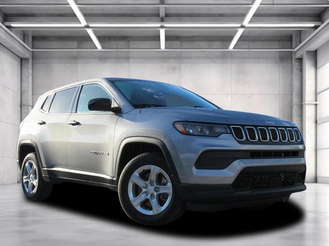 2023 Jeep Compass Sport's photo