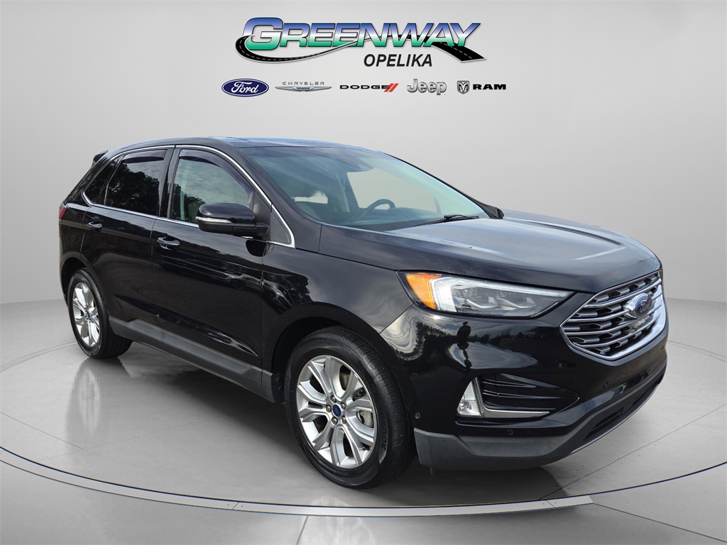 2020 Ford Edge Titanium's photo