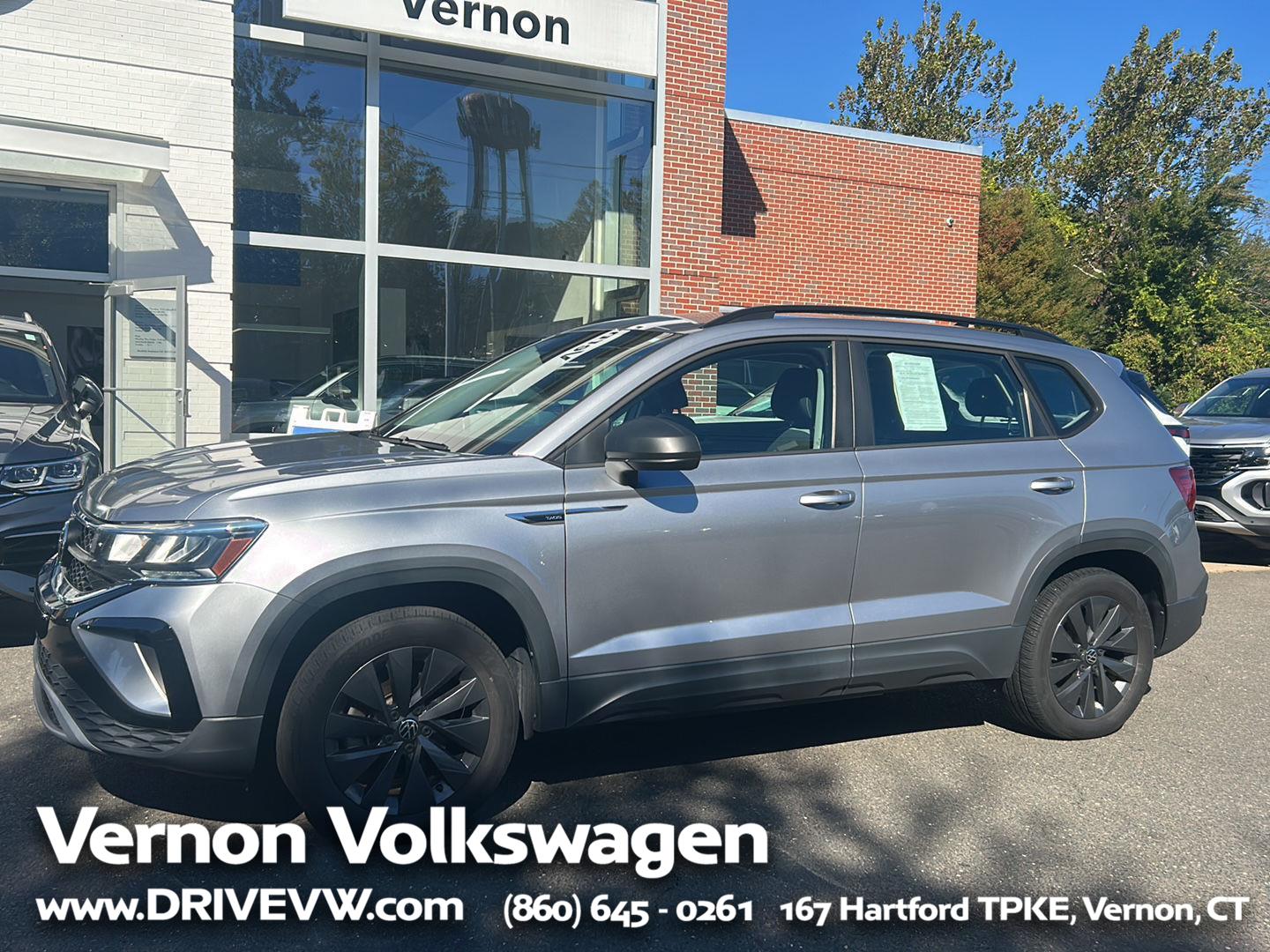 2022 Volkswagen Taos S's photo