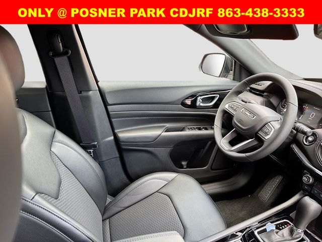 2025 Jeep Compass Latitude photo 18