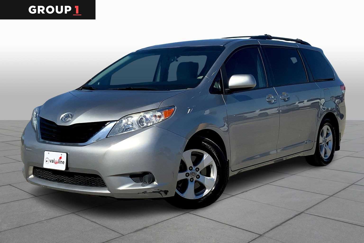 2013 Toyota Sienna LE