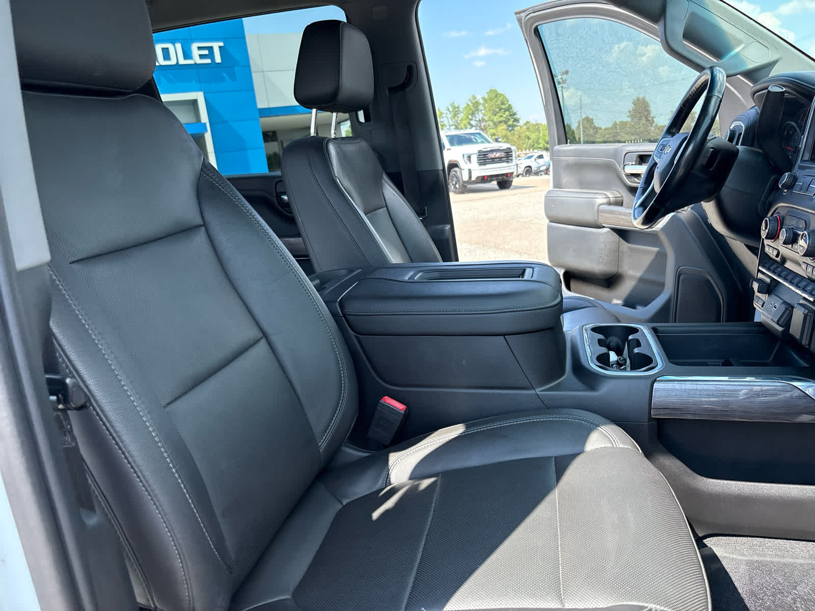 2020 Chevrolet Silverado 2500HD LTZ photo 35