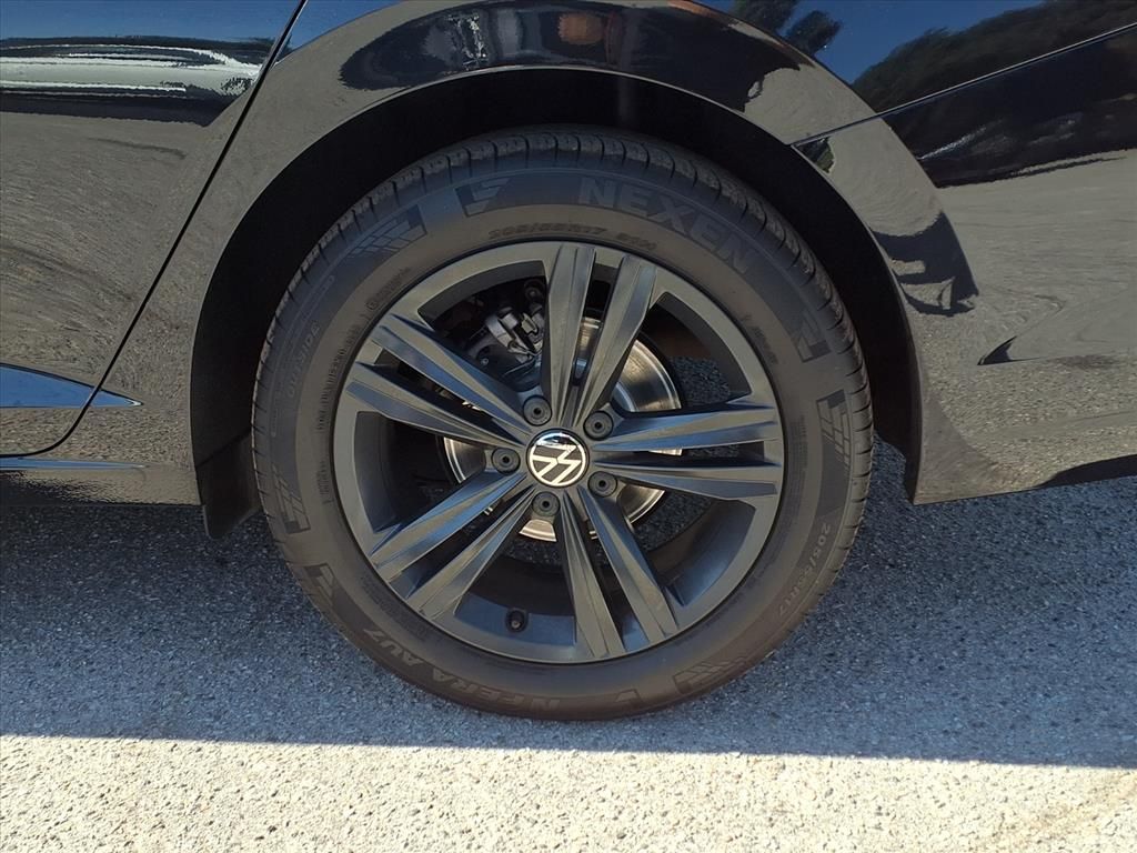 2023 Volkswagen Jetta 1.5T SE photo 4