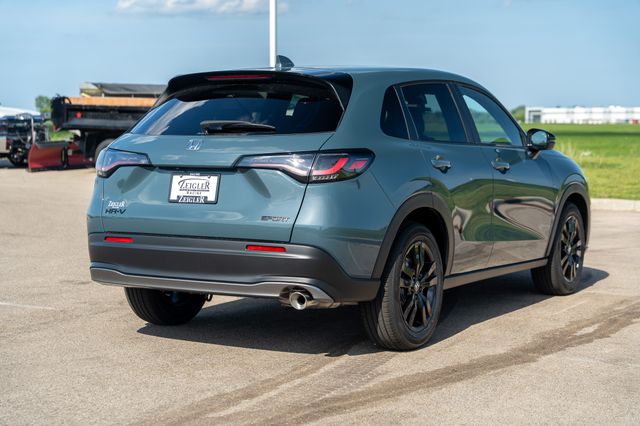 2026 Honda HR-V Sport photo 3