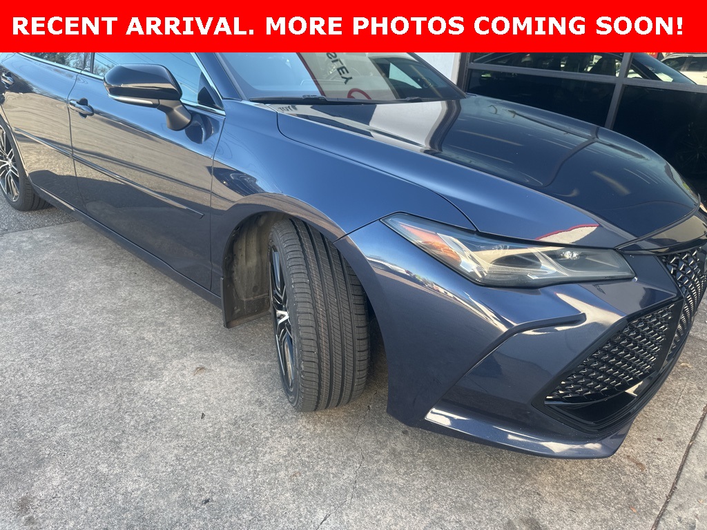 2019 Toyota Avalon Touring's photo