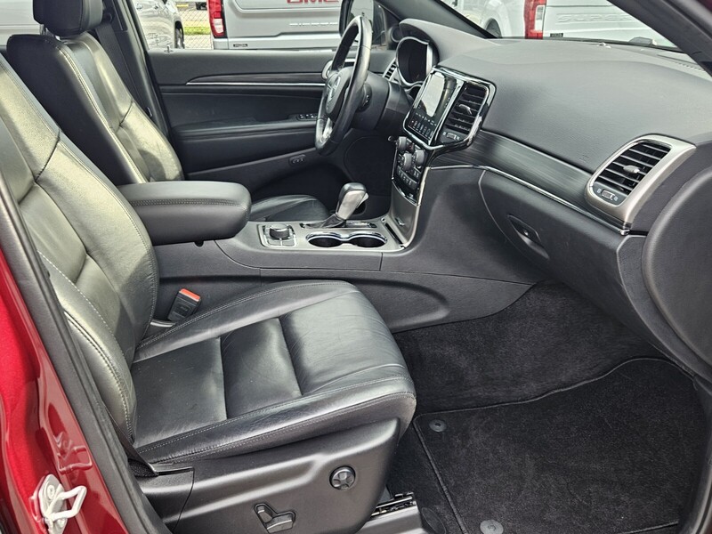 2022 Jeep Cherokee Limited photo 15