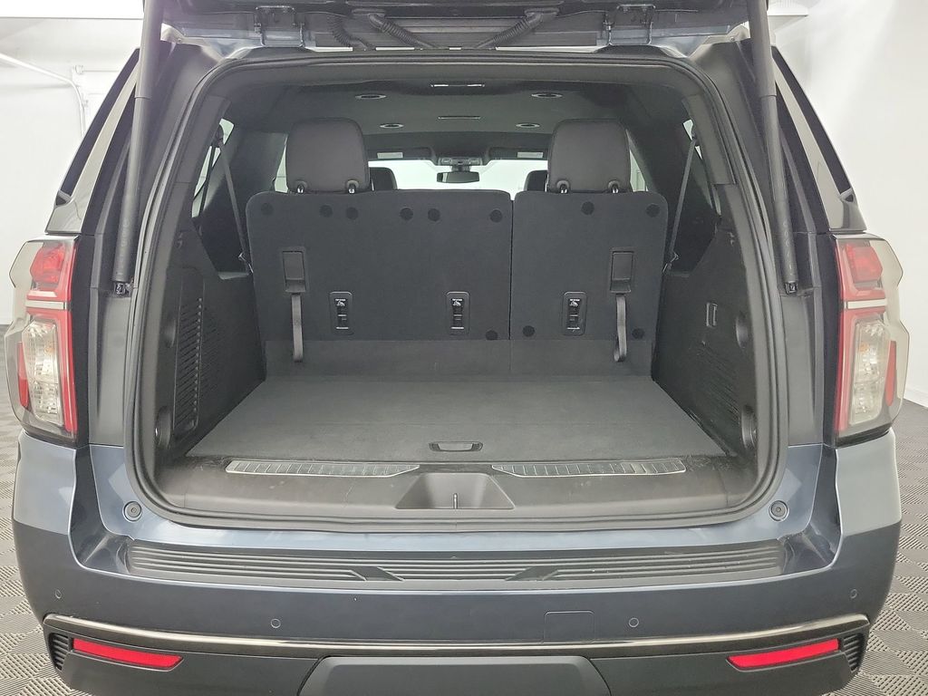 2021 Chevrolet Suburban 1500 Z71 photo 17