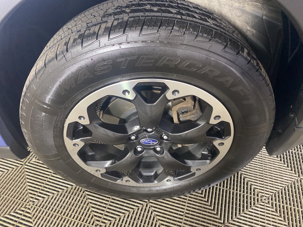 2023 Subaru Crosstrek Premium photo 9