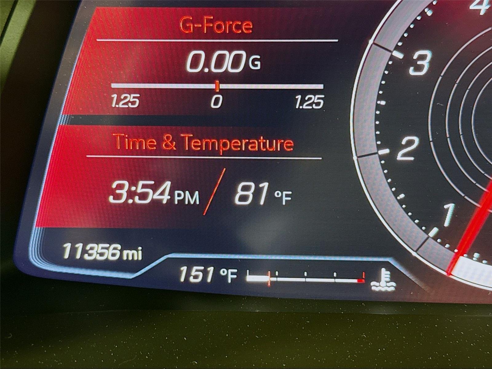 2021 Chevrolet Corvette Stingray 2LT photo 2