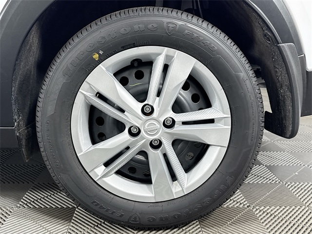 2025 Nissan Kicks Play S photo 3