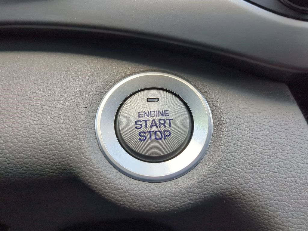 2018 Hyundai Elantra SEL Value Edition Limited photo 25