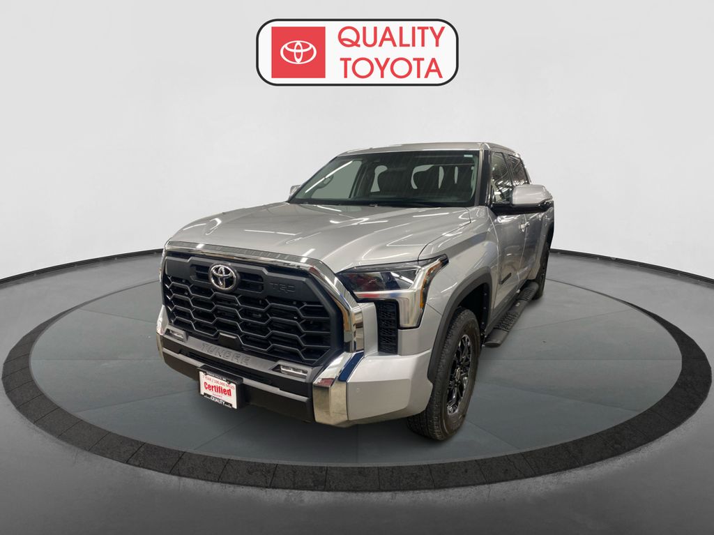 2022 Toyota Tundra SR5's photo