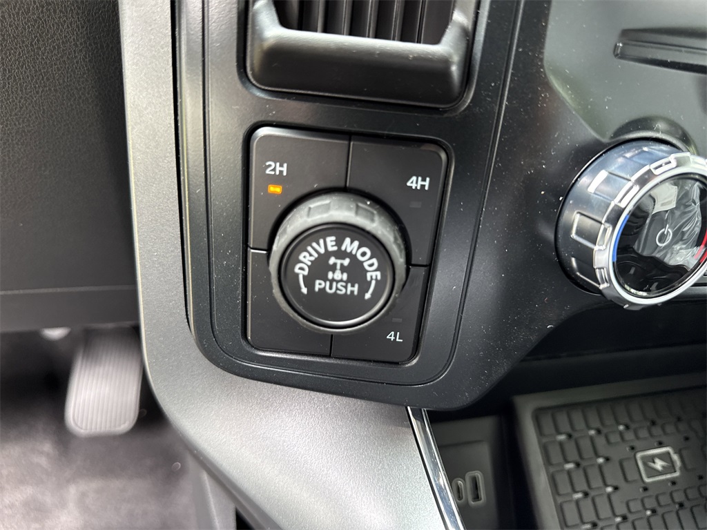 2025 Ford F-150 XLT photo 15