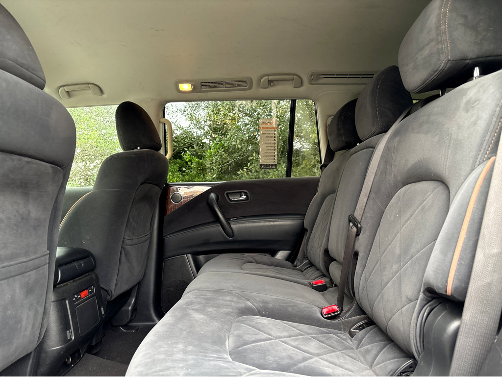 2019 Nissan Armada SV photo 19