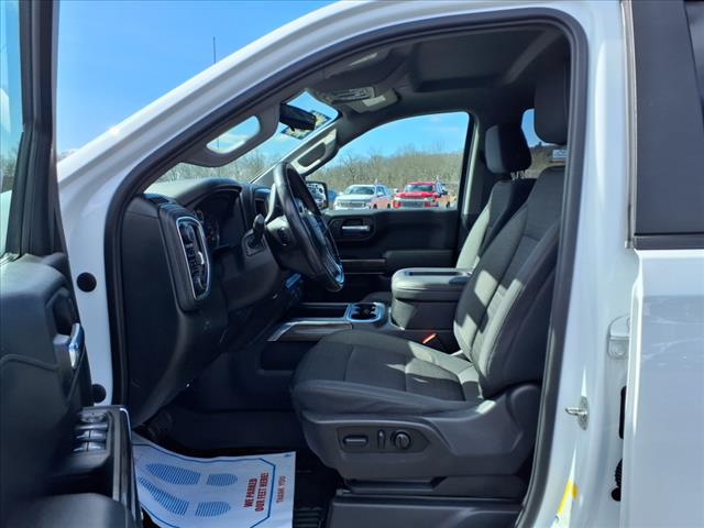2022 Chevrolet Silverado 1500 RST photo 11