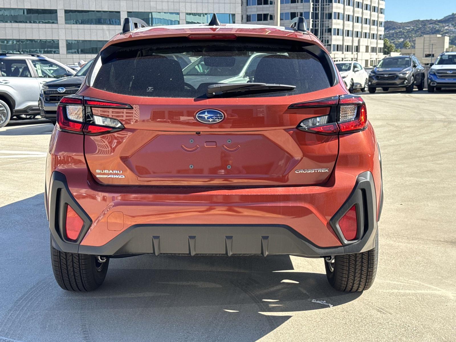 2025 Subaru Crosstrek Premium photo 3