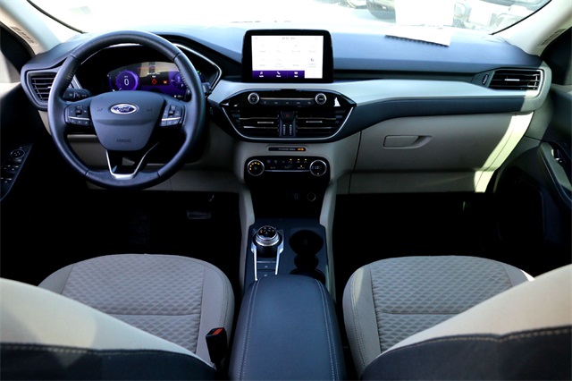 2020 Ford Escape SE Sport Hybrid photo 24