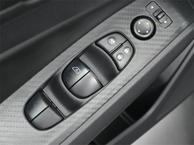 2024 Nissan Altima 2.5 SV photo 13