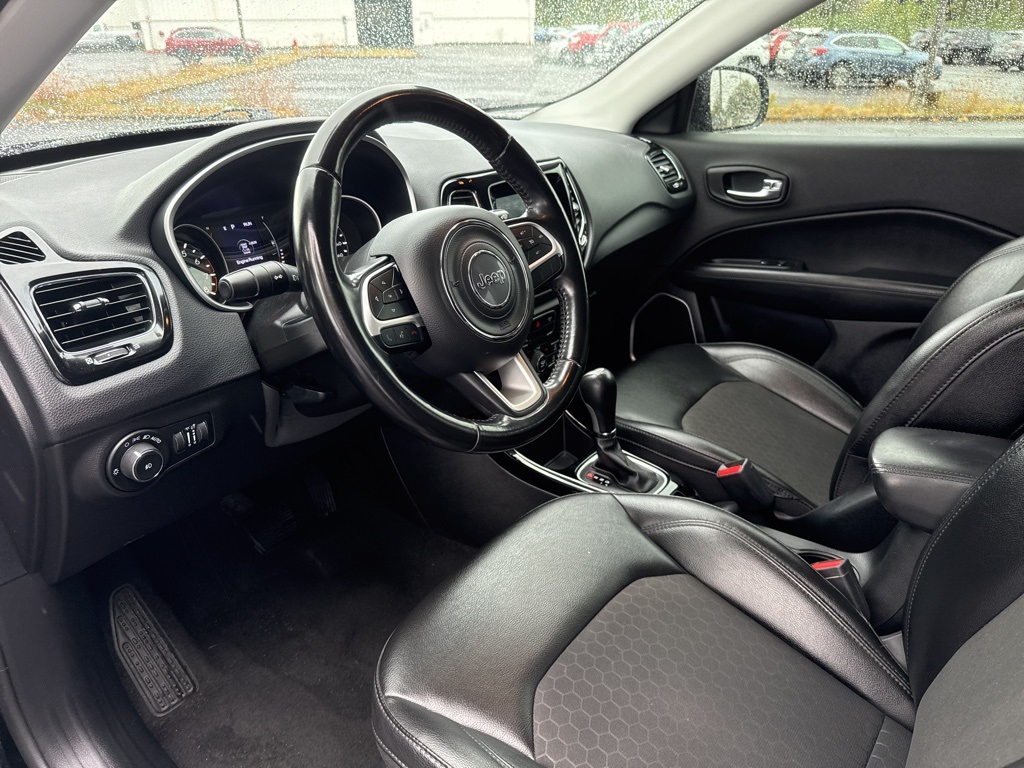2020 Jeep Compass Altitude photo 8