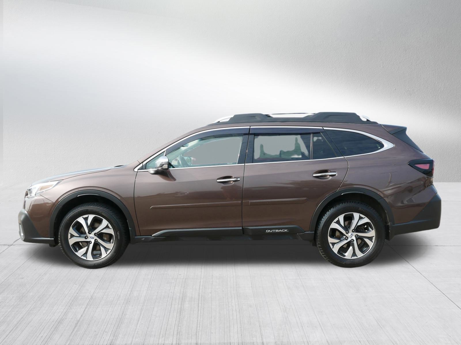 2020 Subaru Outback Touring photo 4