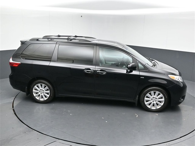 2017 TOYOTA SIENNA - Image 49