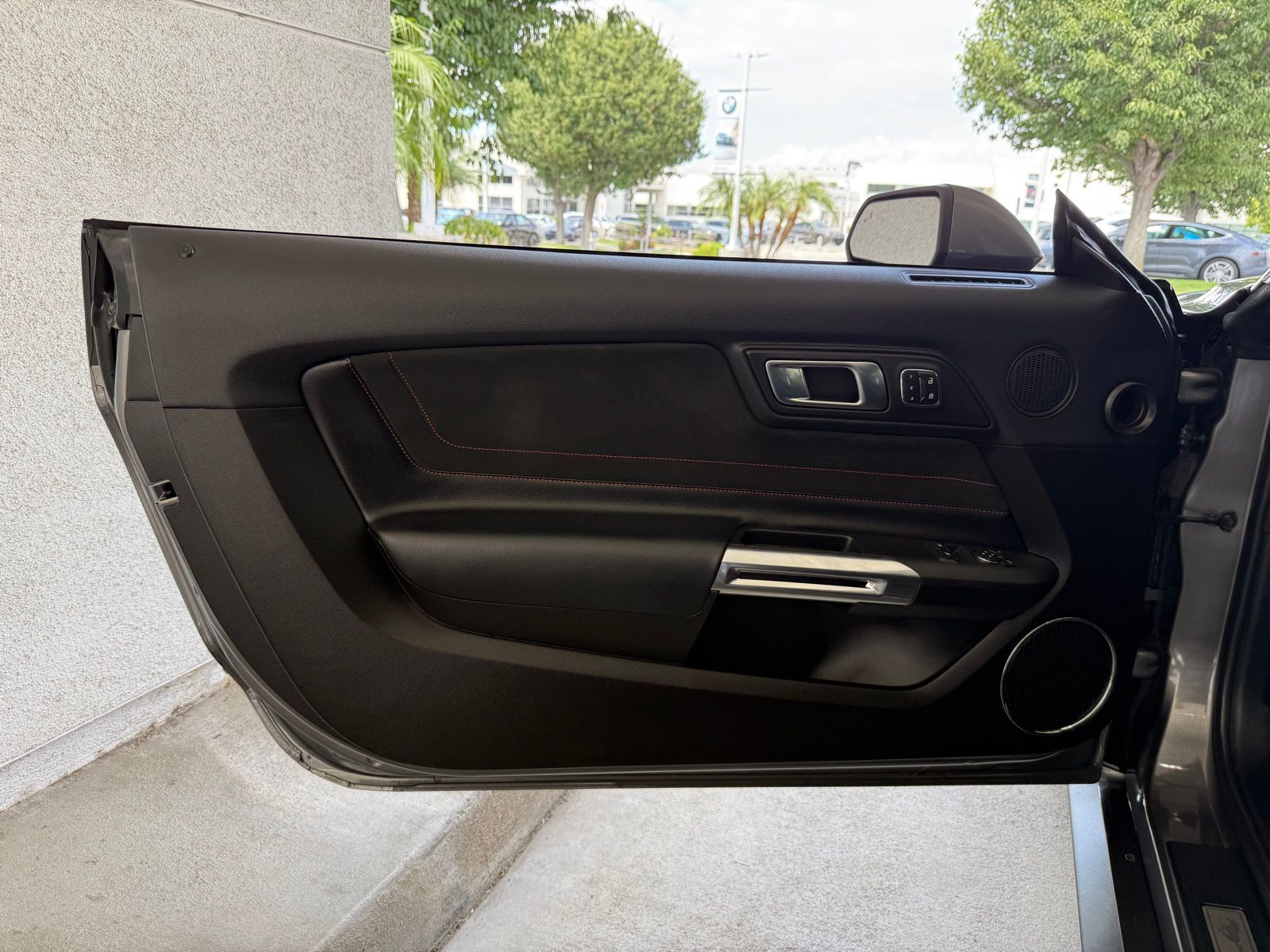 2022 Ford Mustang GT Premium photo 19