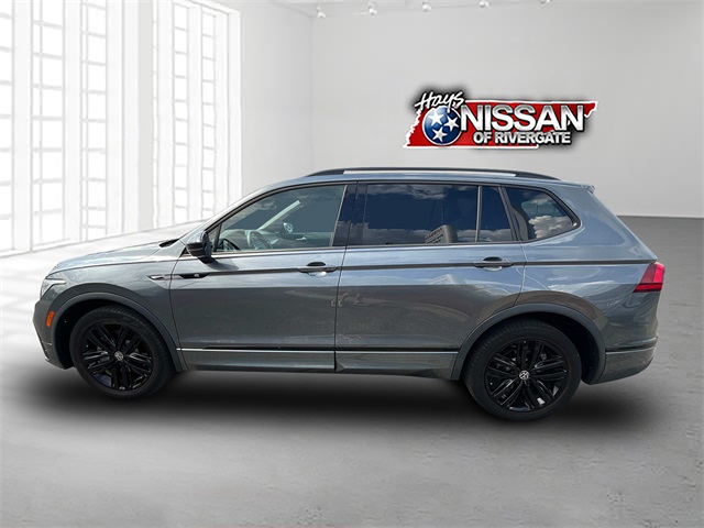 2022 Volkswagen Tiguan SE R-Line Black photo 3