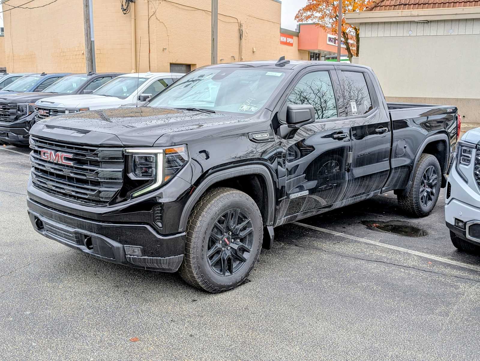 2026 GMC Sierra 1500 Elevation's photo