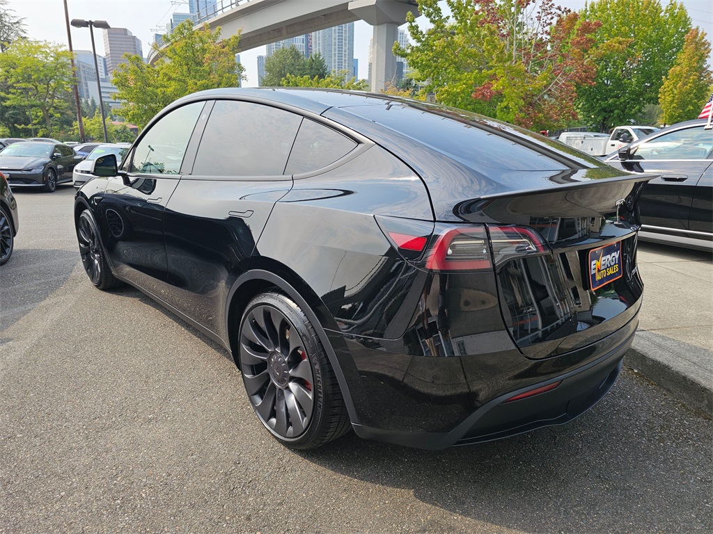 2023 Tesla Model Y Performance photo 4