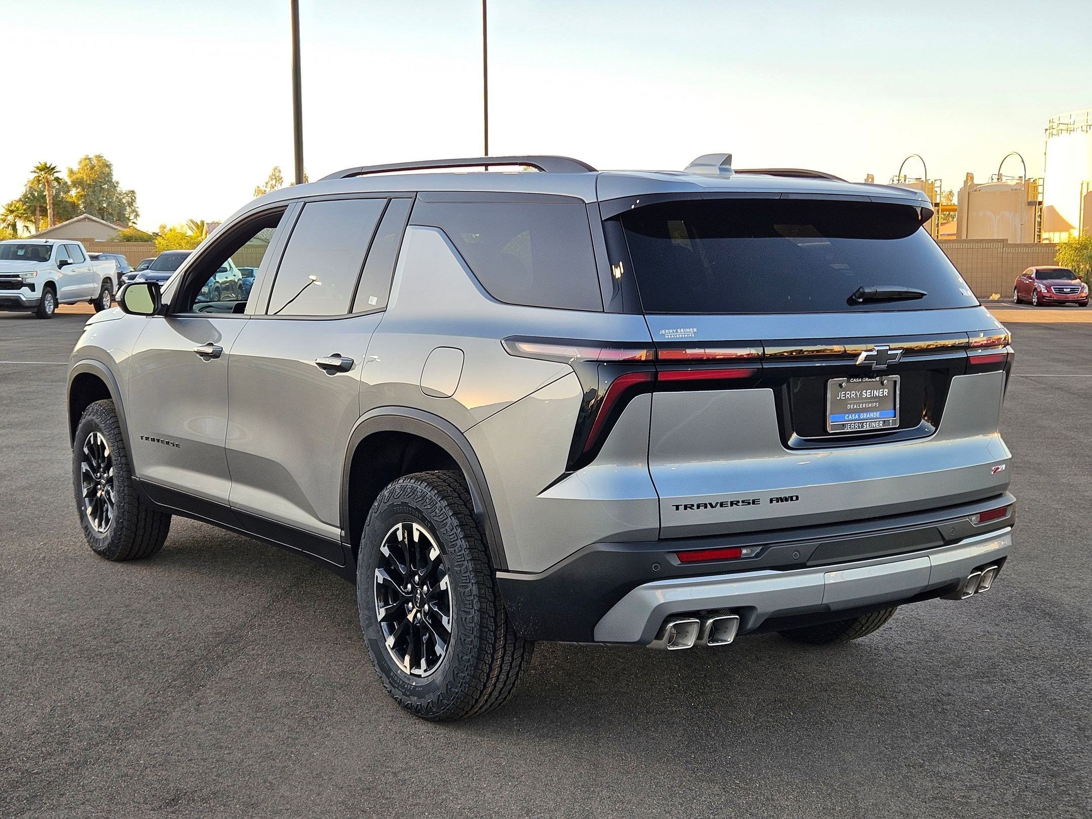 2026 Chevrolet Traverse Z71 photo 3