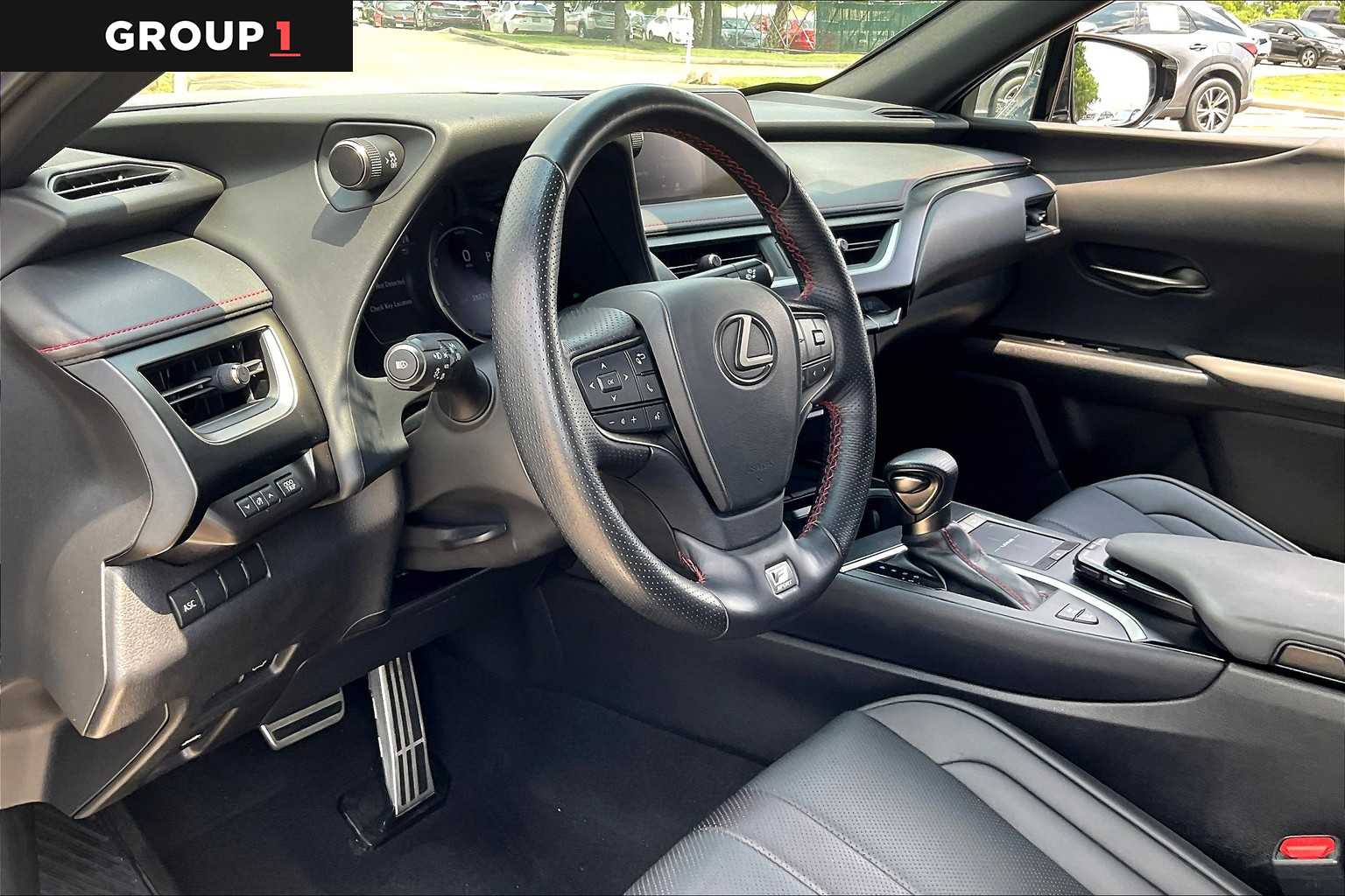 2022 Lexus UX 250h F SPORT photo 29