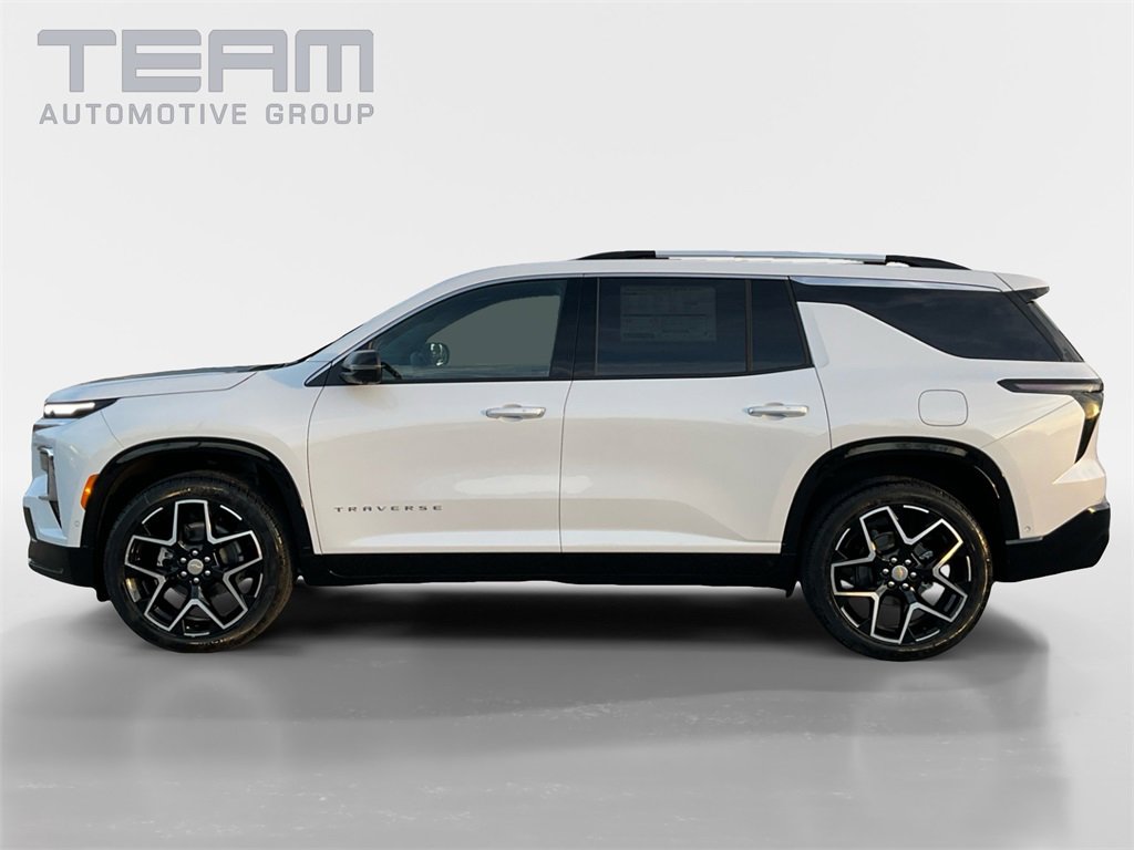 2026 Chevrolet Traverse High Country photo 2