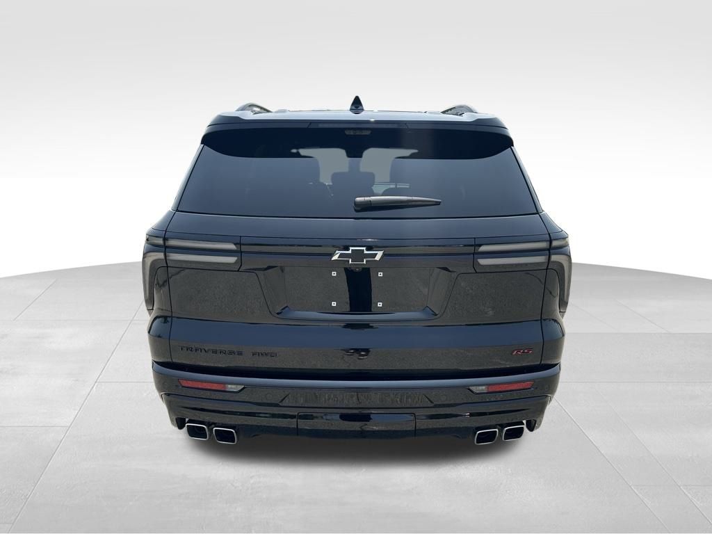 2024 Chevrolet Traverse RS photo 2