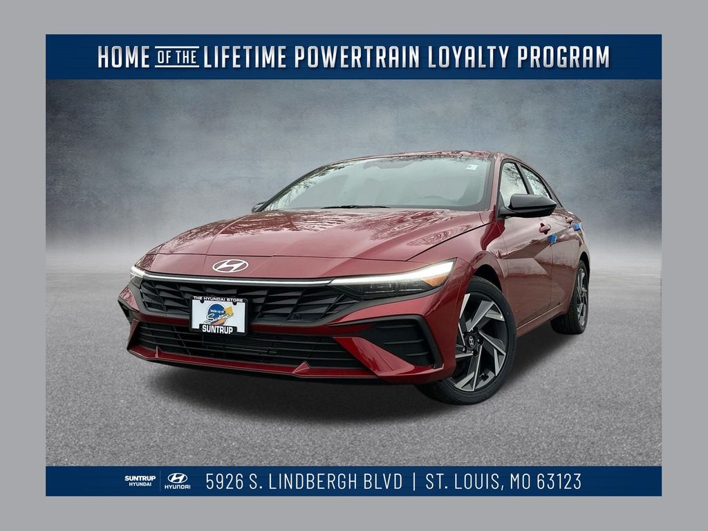 2025 Hyundai Elantra SEL's photo
